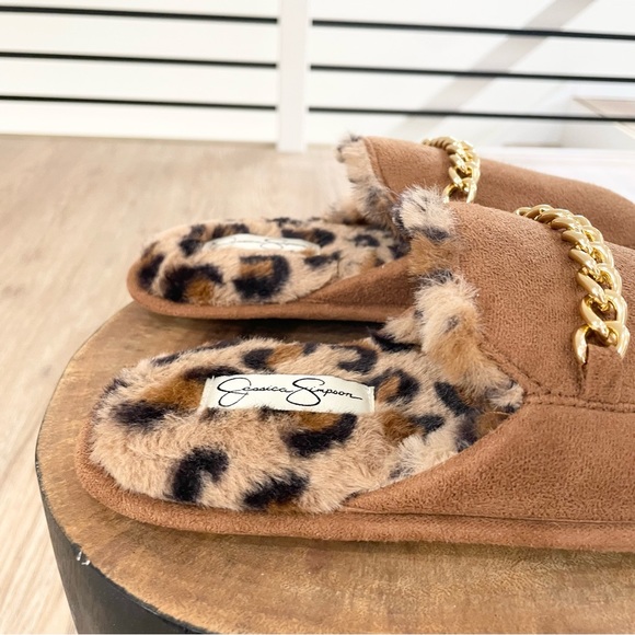 S M L NWT Jessica Simpson brown and gold fuzzy slippers with cheetah print - Picture 9 of 13